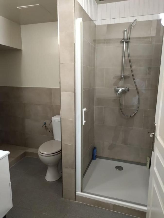 Tres Grand Studio Au Pied Du Plateau D'Angouleme. 외부 사진