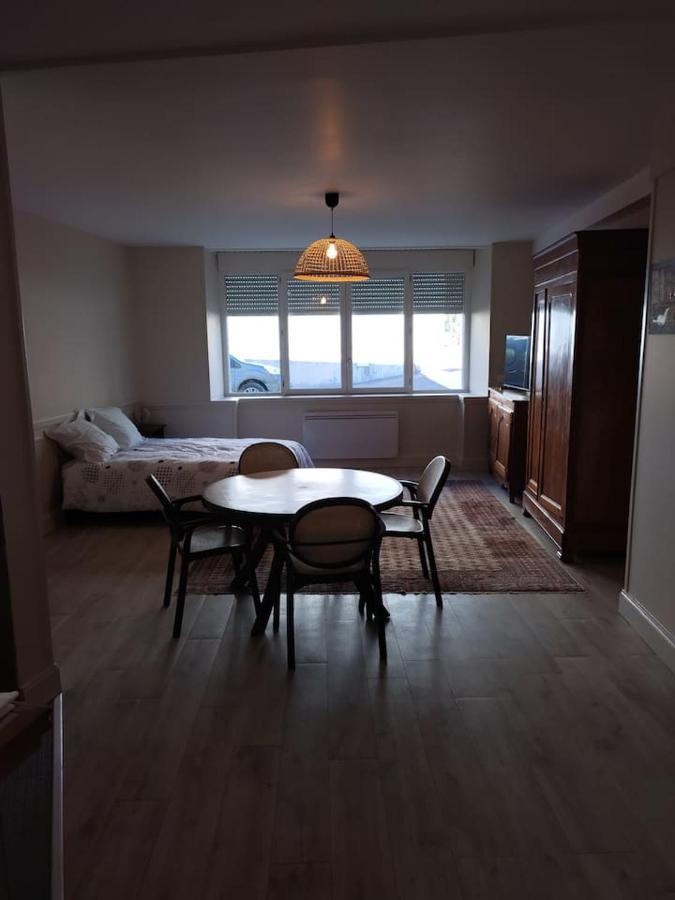 Tres Grand Studio Au Pied Du Plateau D'Angouleme. 외부 사진